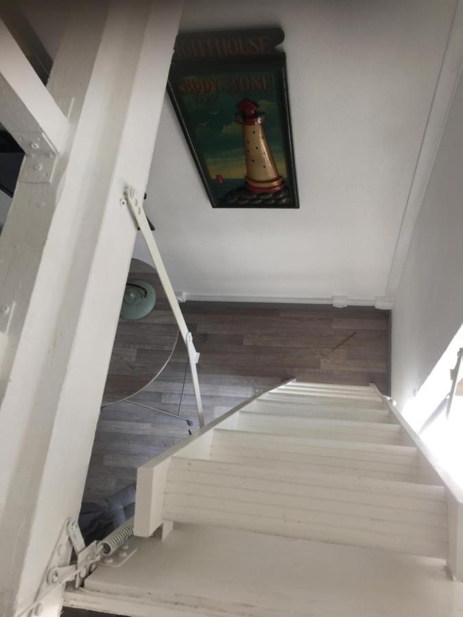 Апартаменты Studette Tiny House De L Eglise 12 M2 О Экстерьер фото